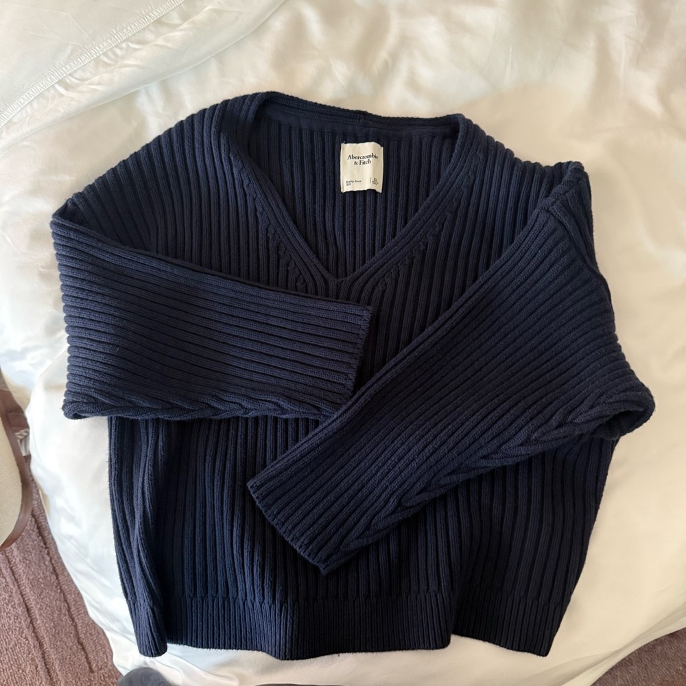 Abercrombie & Fitch Navy Ribbed V-Neck Sweater